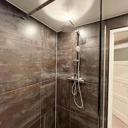 Knus Apartamento *